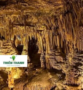 Khám Phá Du Lịch Hòa Bình Động Đá Bạc
