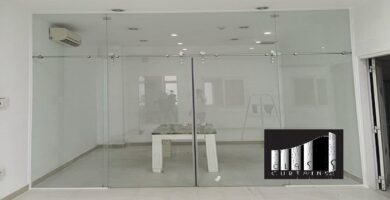 Cửa Kính Cường Lực Lùa