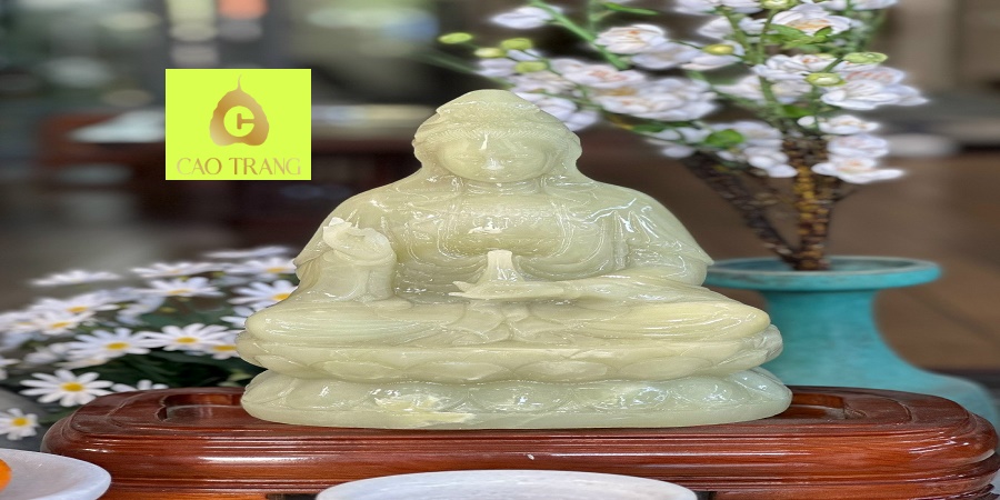 Tượng Phật Bà Quan Âm Bằng Đá Non Nước